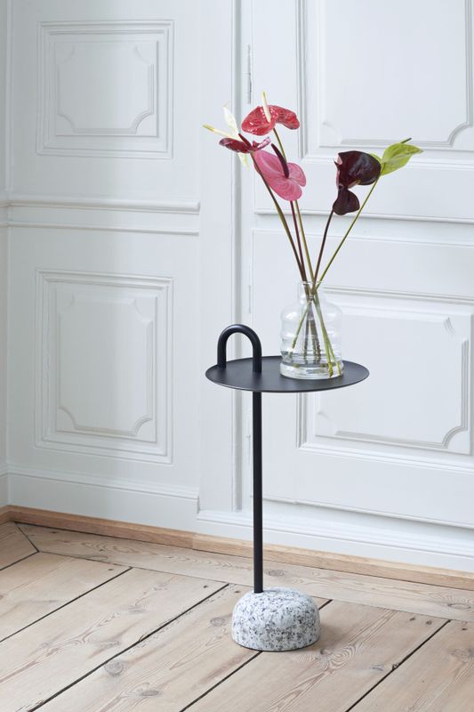 Hay Bowler Black Side Table, Sidebord i svart