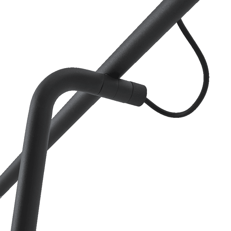 Muuto Contra Floor Lamp  Anthracite Black / Anthracite Black Concrete Gulvlampe svart antrasitt