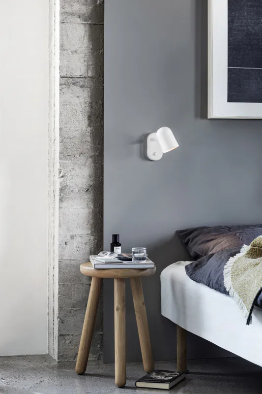 Northern Buddy Wall Lamp White, Hvit vegglampe
