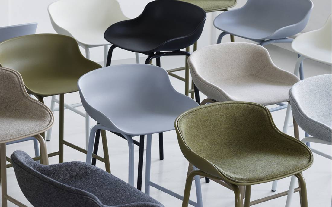 Normann Copenhagen Hyg Barstool Black, barkrakk