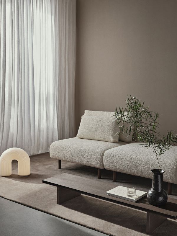 Ferm Living Vuelta Floor Lamp - White Hvit gulvlampe