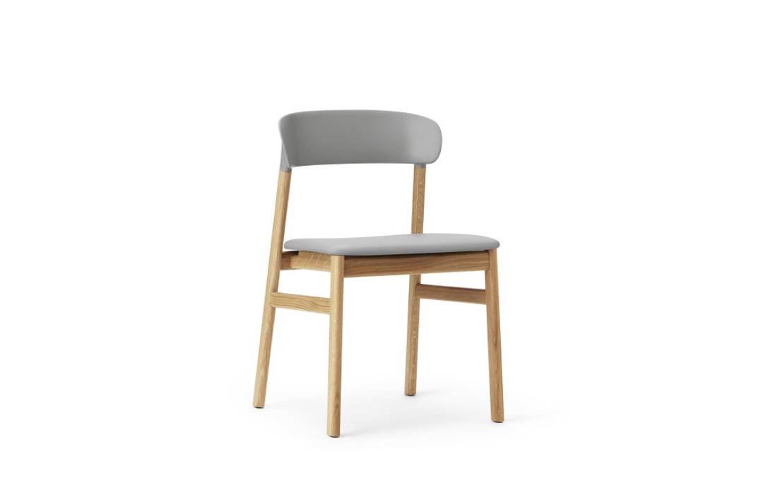 Normann Copenhagen Herit Chair, Polstret leather Grey Oak Stol