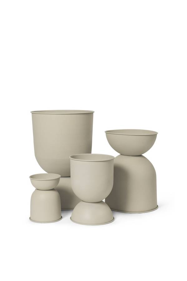 Ferm Living Hourglass Pot, XS  H 30 cm Ø 21 cm Cashmere Kasjmir