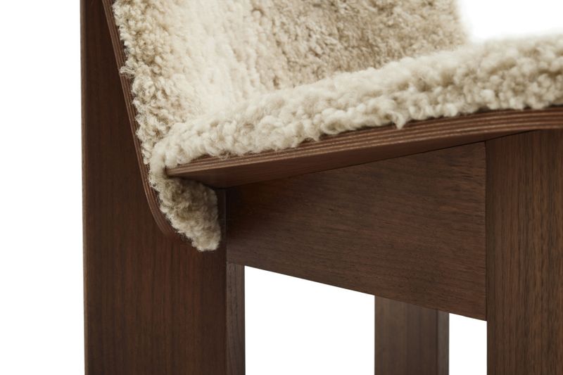 Hay Chisel Lounge Chair-Water-based lacquered walnut Front upholstery Sheepskin Mohawi 21 Loungestol stol Valnøtt