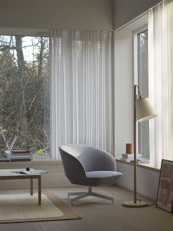 Muuto PULL floor Lamp, white oak Hvit eik Gulvlampe med dimmer