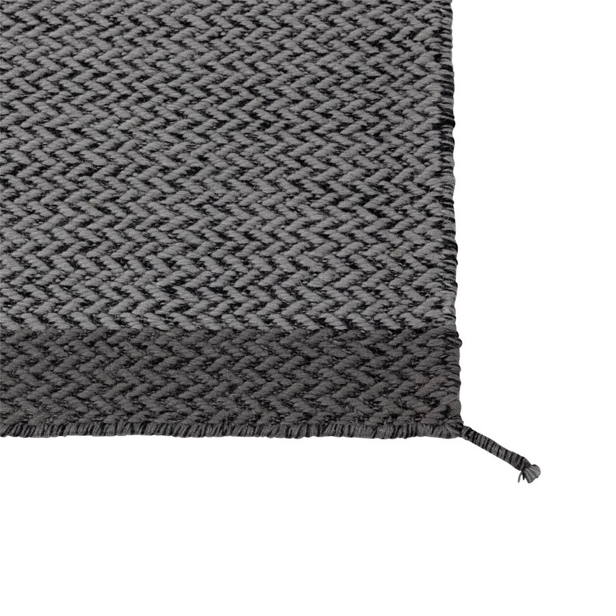 Muuto Ply Rug 200 x 300 Dark Grey Teppe Mørk Grå